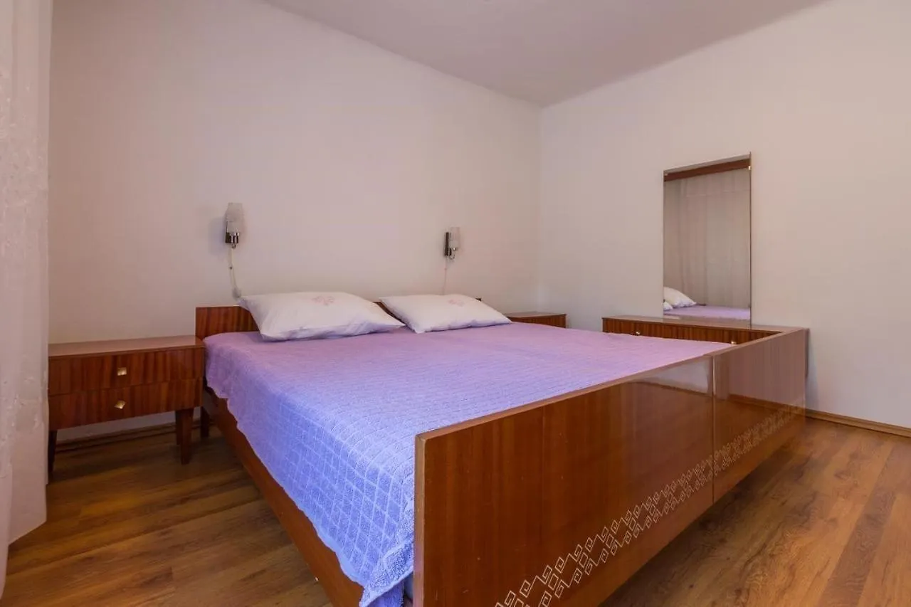 Apartment In Dramalj 5753 Croatia