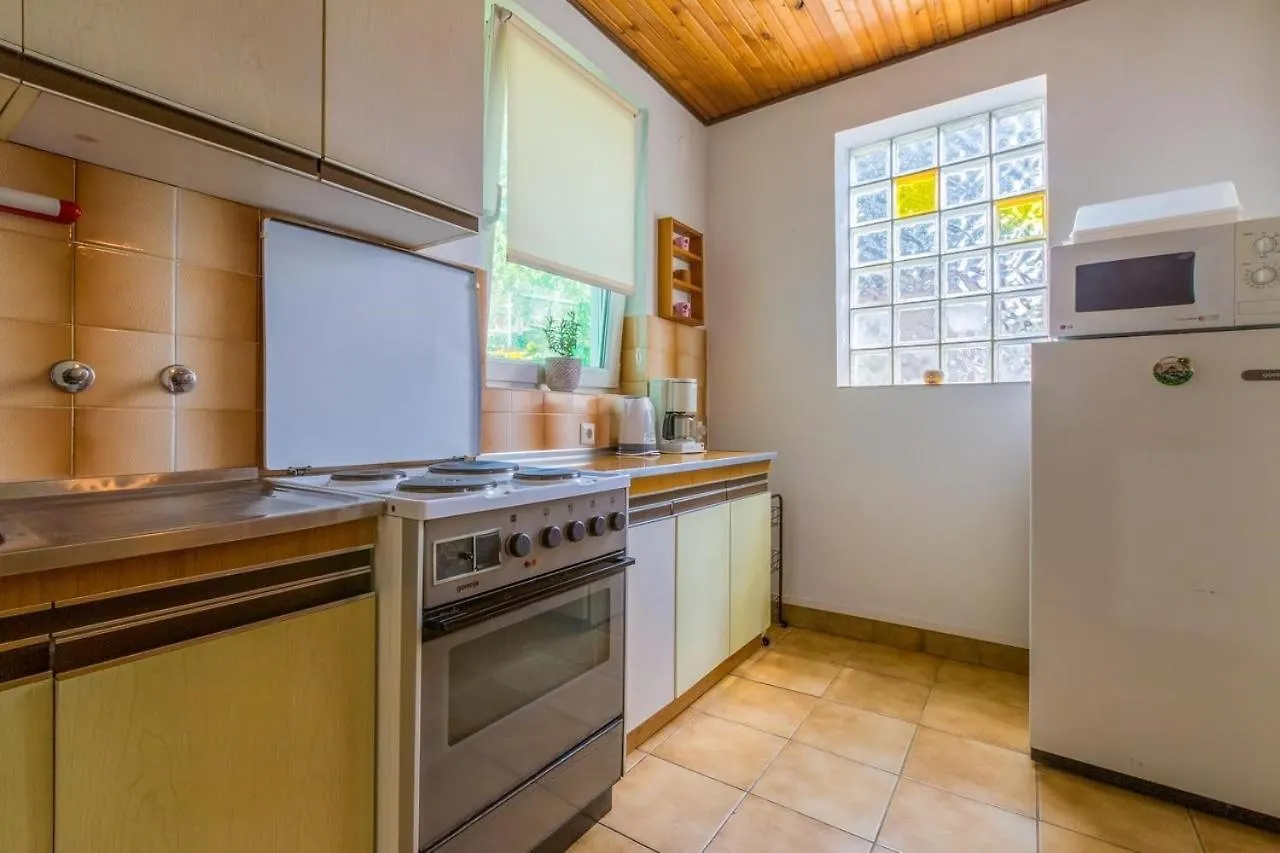 Apartment In Dramalj 5753