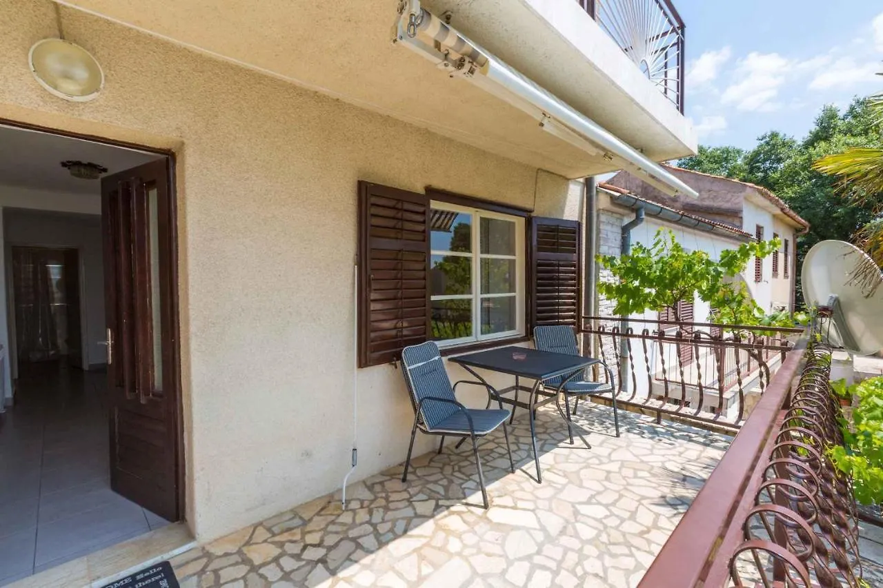 Apartment In Dramalj 5753 Croatia